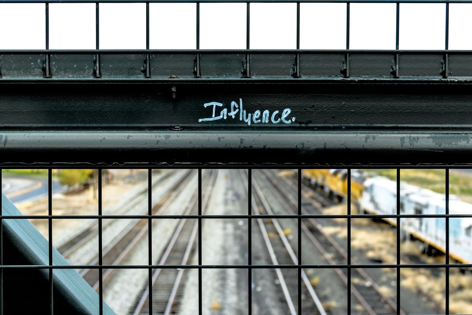 Leaders vs. influencers: the key points of difference