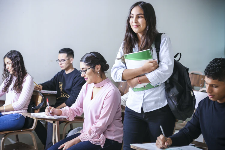 Speed Up Your Grad Admission Process: Top Tips