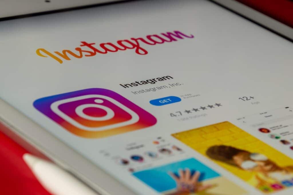 Instagram account business