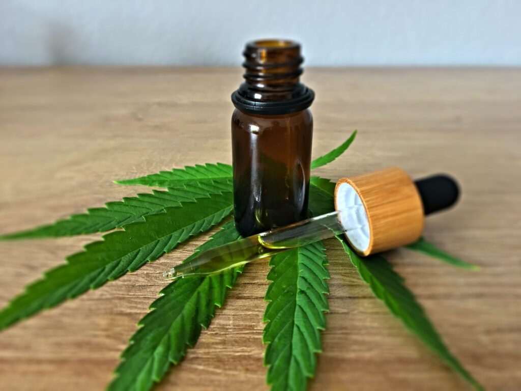 Starting a CBD Business in the UK? 3 Reasons Why It's a Good Idea