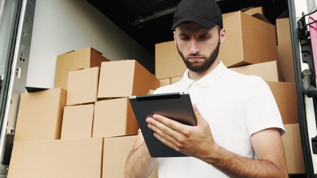 Importance of SWOT analysis of parcel delivery companies