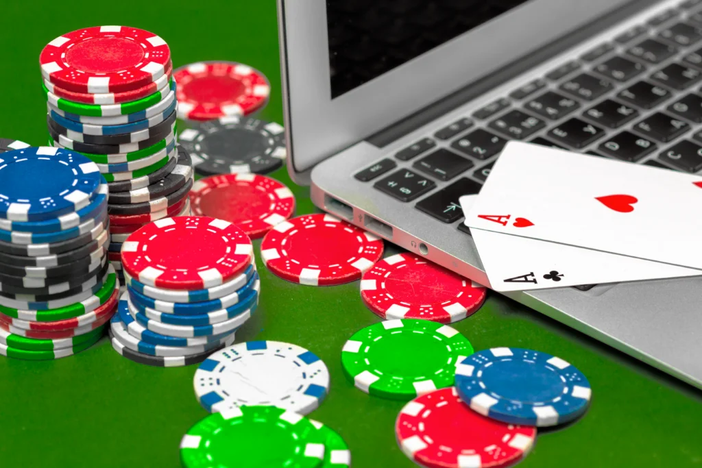 Analyzing Online Gambling